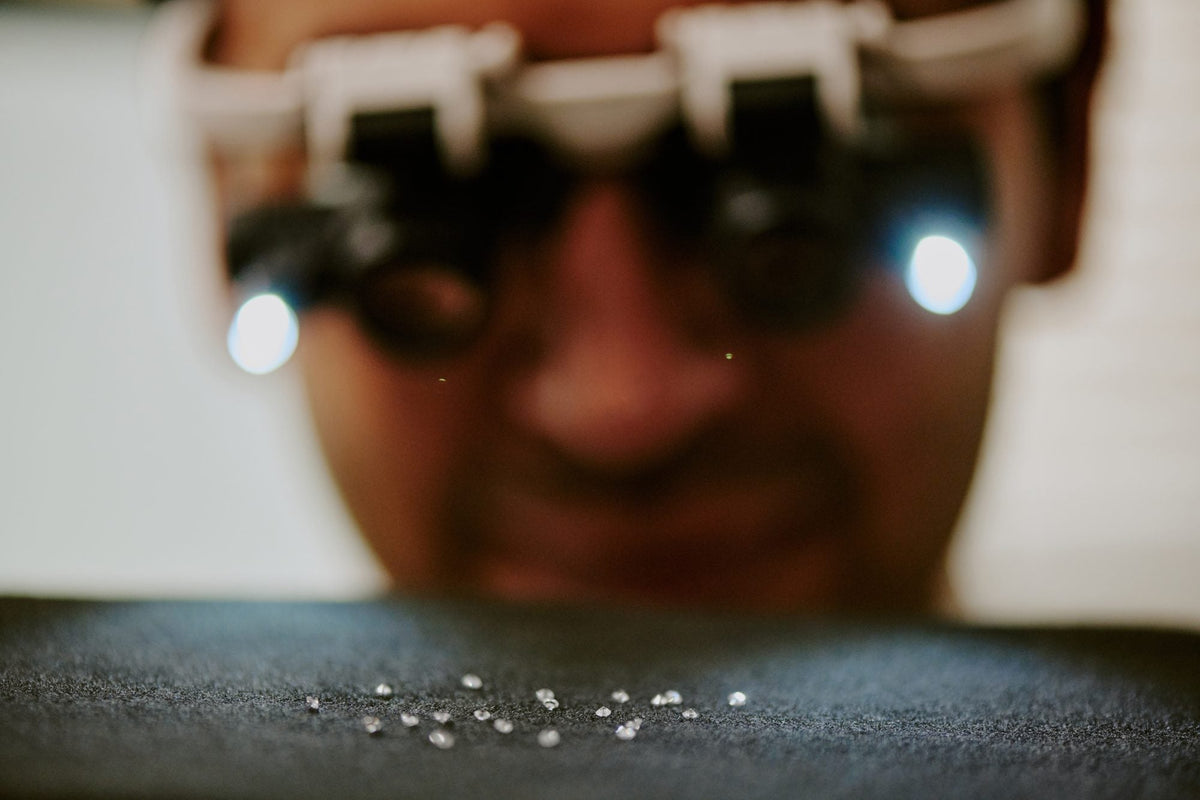 CVD Diamond vs Moissanite: How to Tell Them Apart