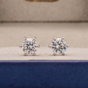 Lab Grown Diamond Stud Earrings: Which Carat Size Should You Choose?