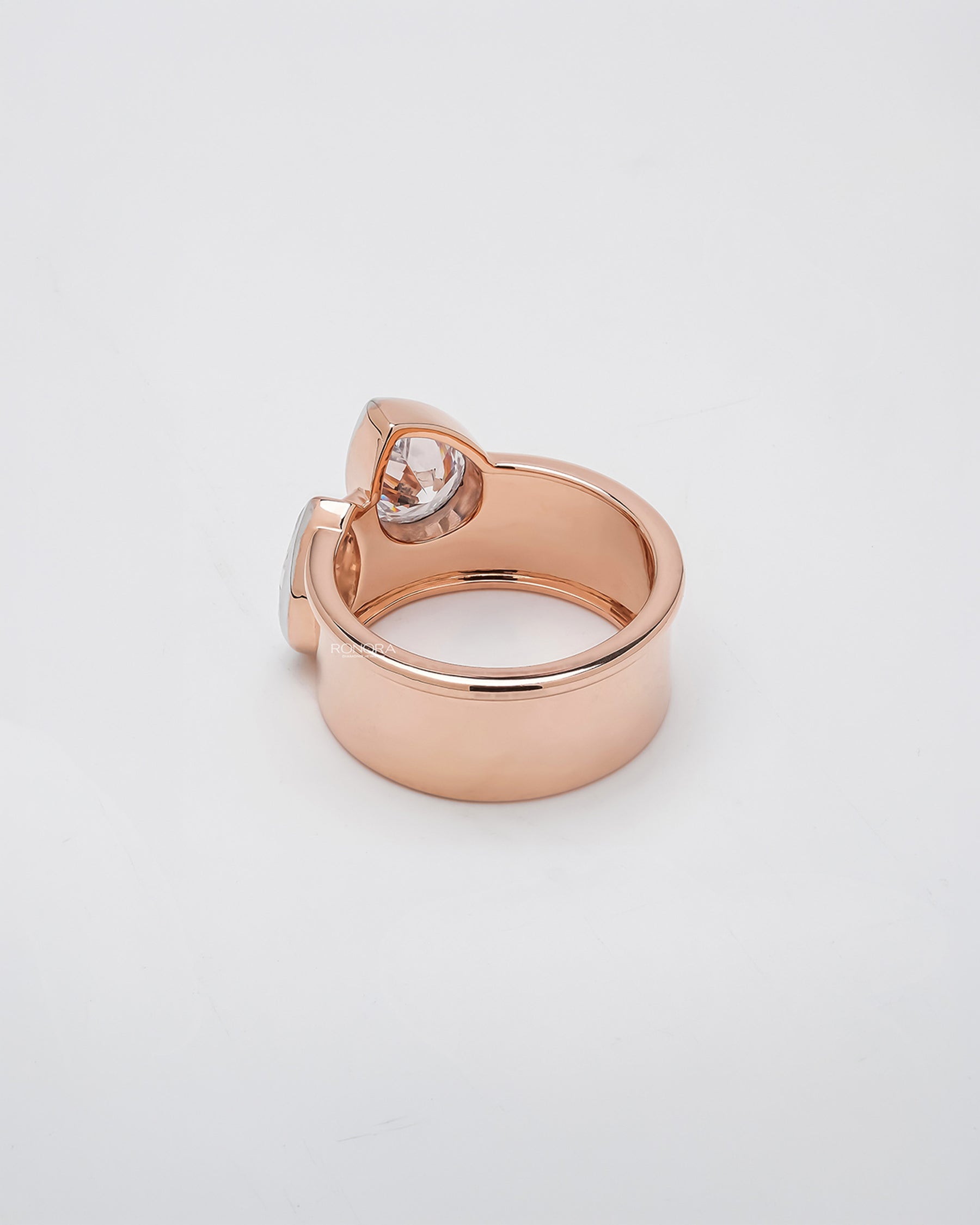 Back view of pear lab grown diamond bypass ring showing band detail