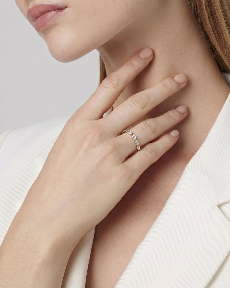 Juliette Round Lab Grown Diamond Five-Stone Band