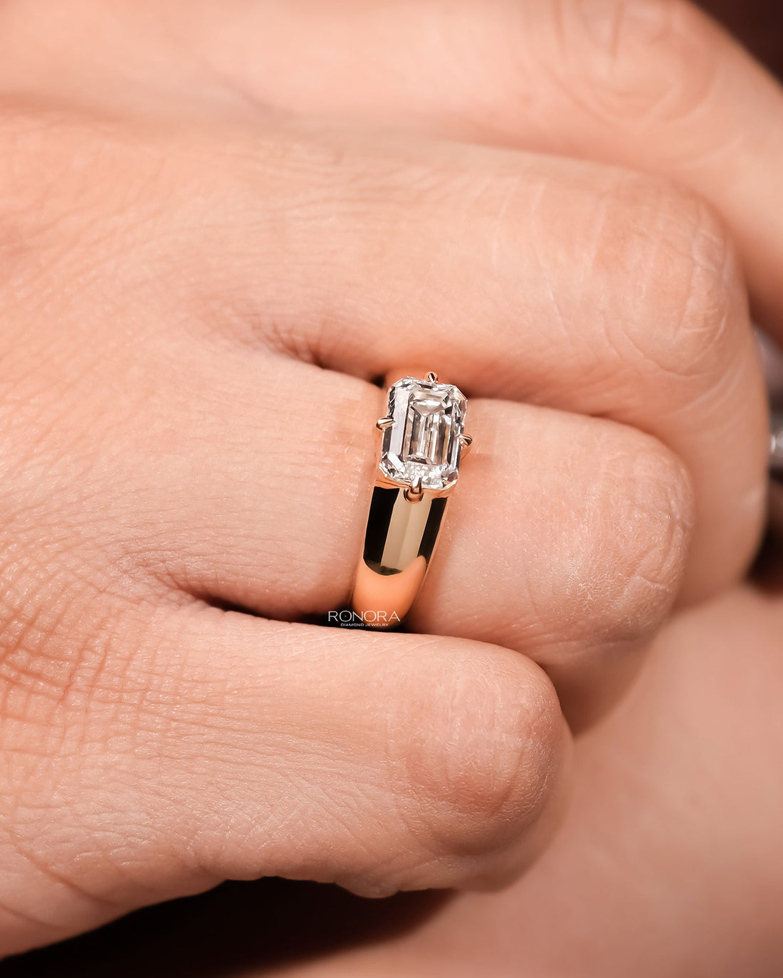 ENGAGEMENT RINGS